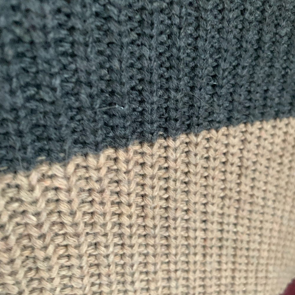 Stripe sweater - Picture 3 of 5